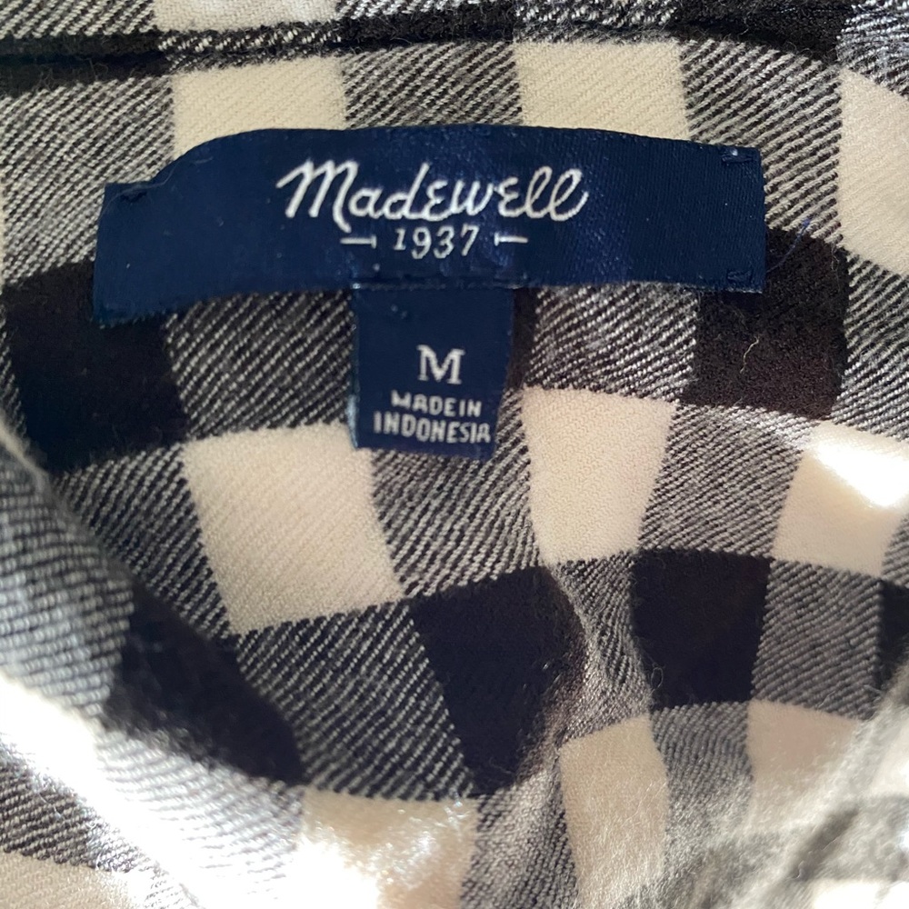 Madewell S/S Black Gingham Button Down Shirt - Picture 6 of 6